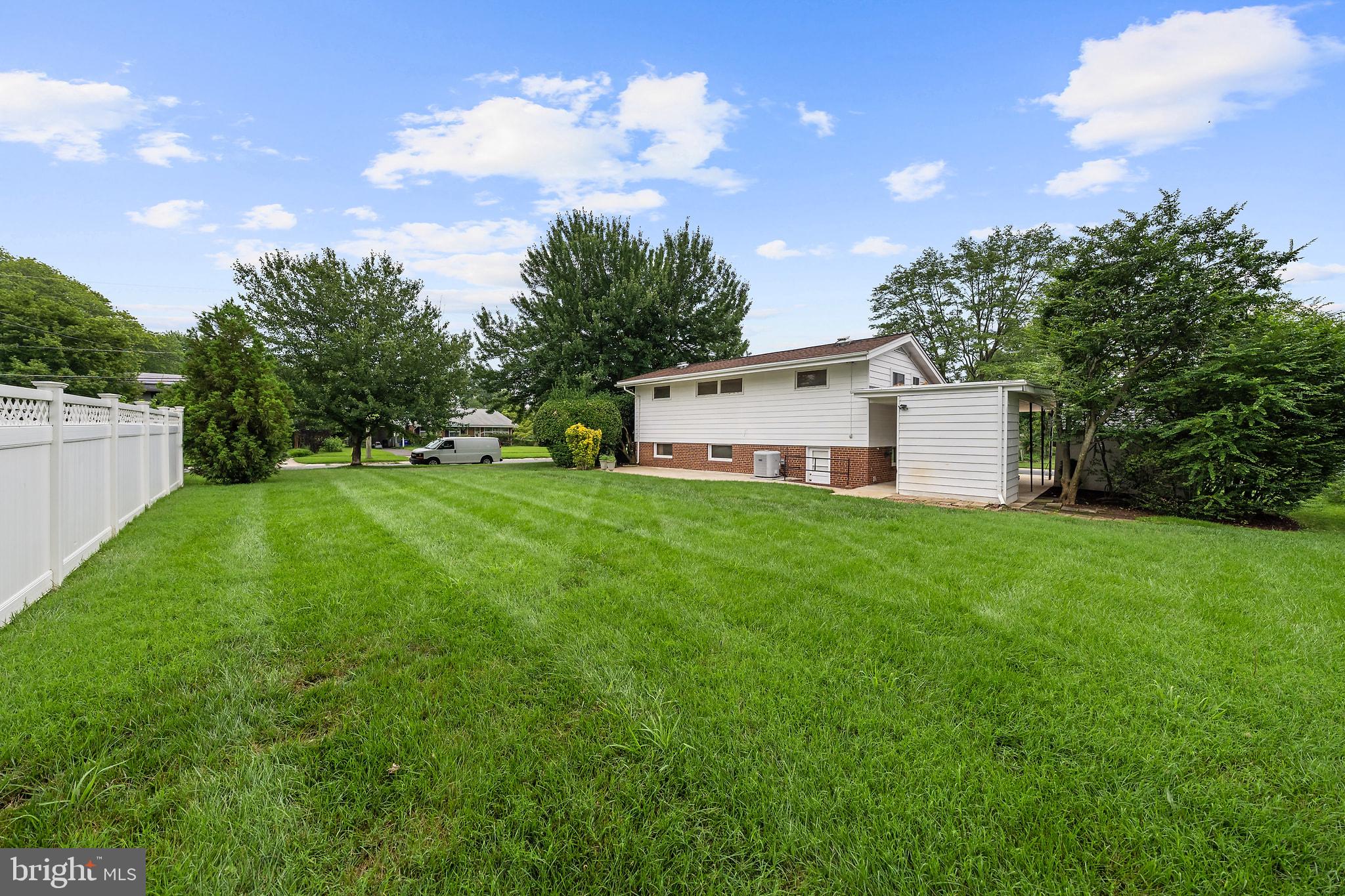 ASPEN KNOLLS - Residential