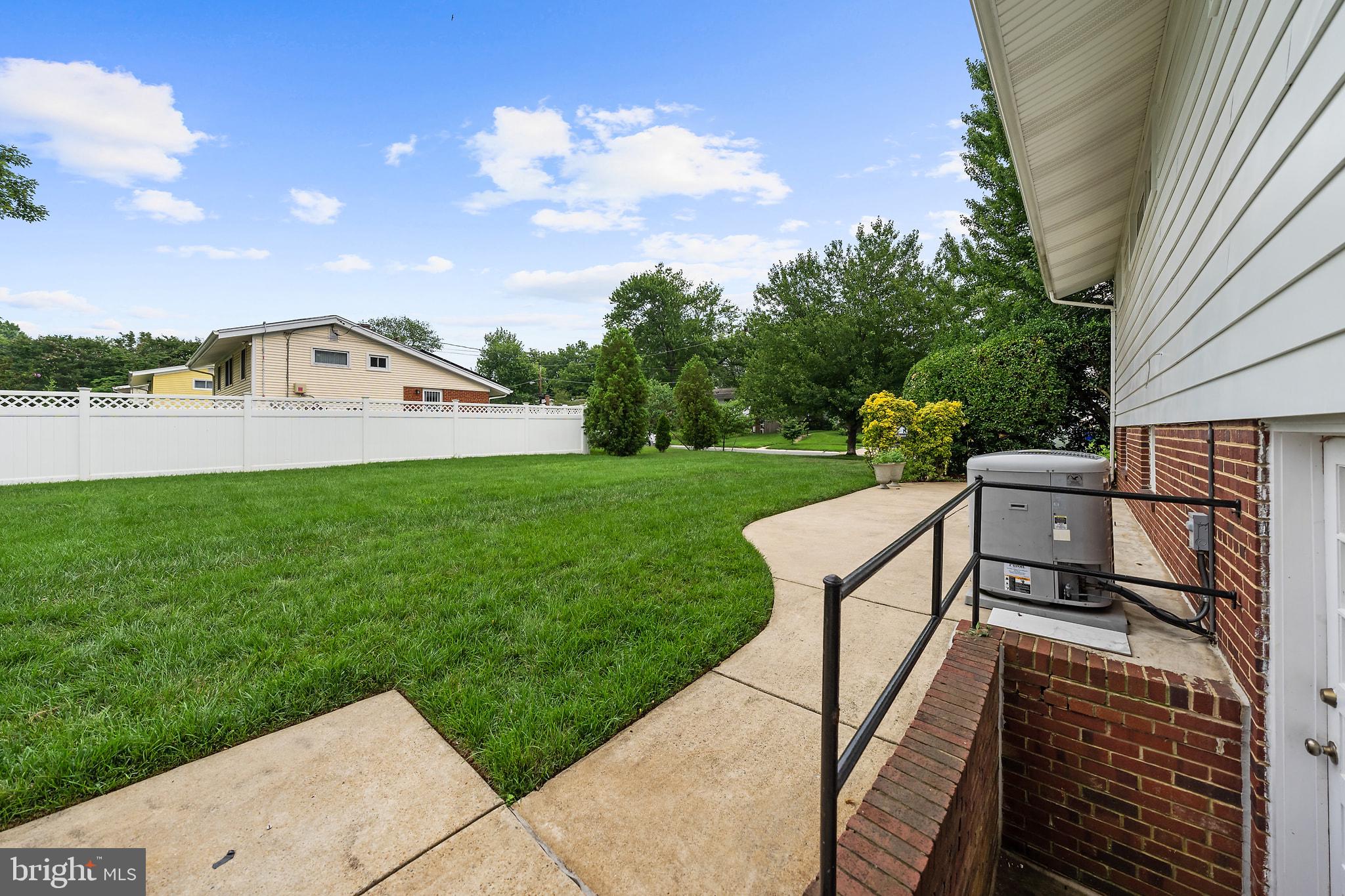 ASPEN KNOLLS - Residential