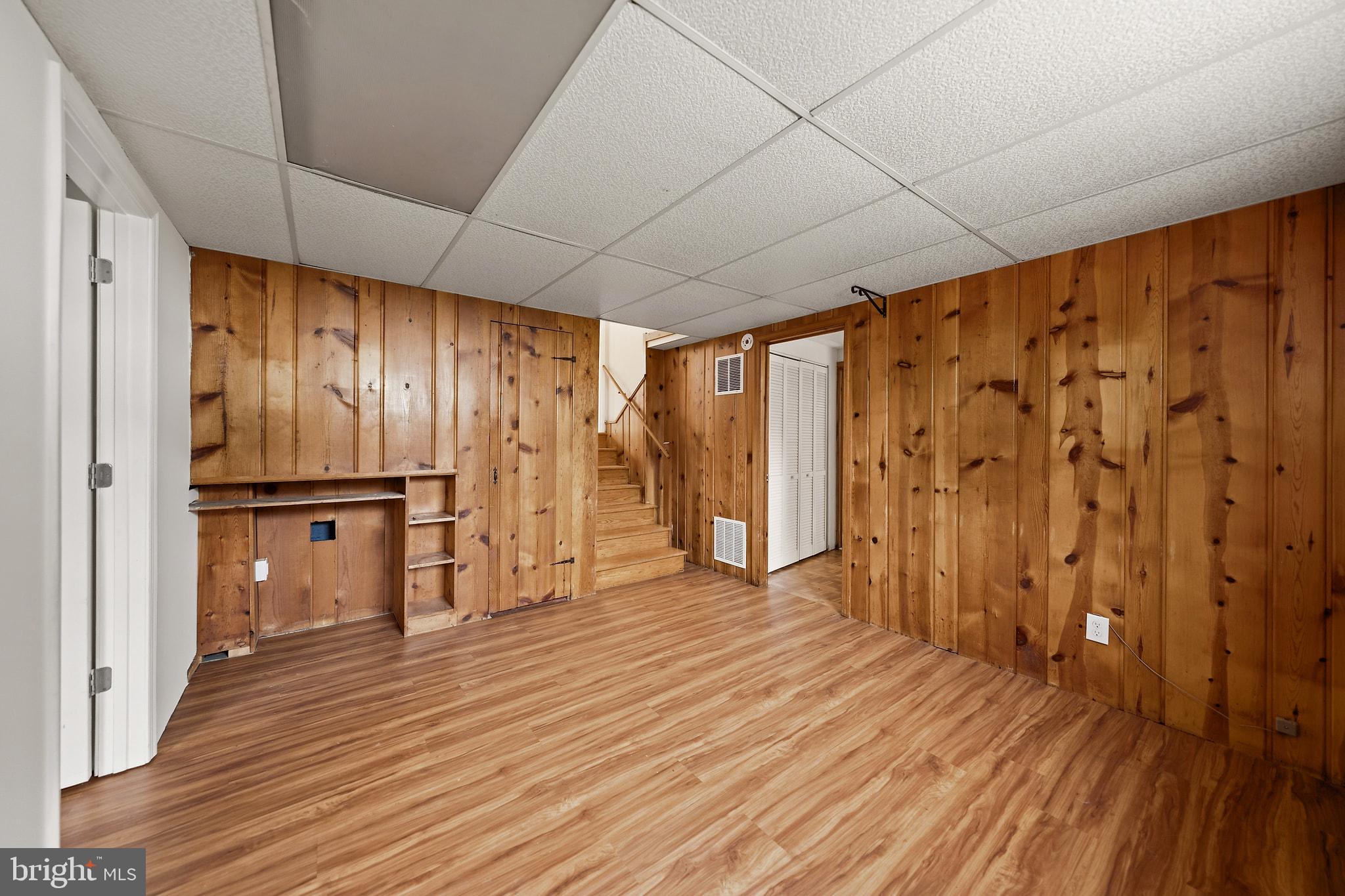 ASPEN KNOLLS - Residential