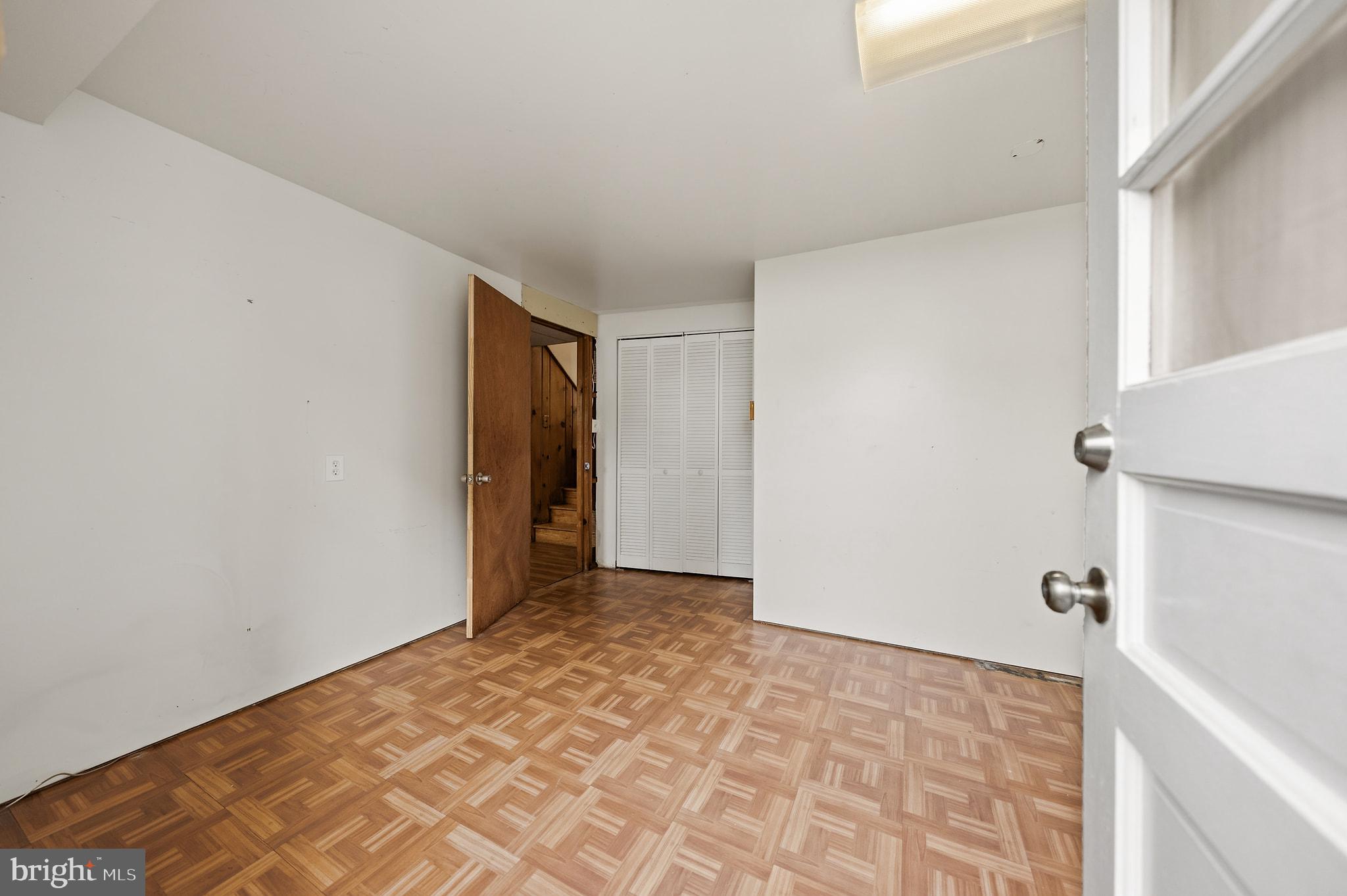 ASPEN KNOLLS - Residential