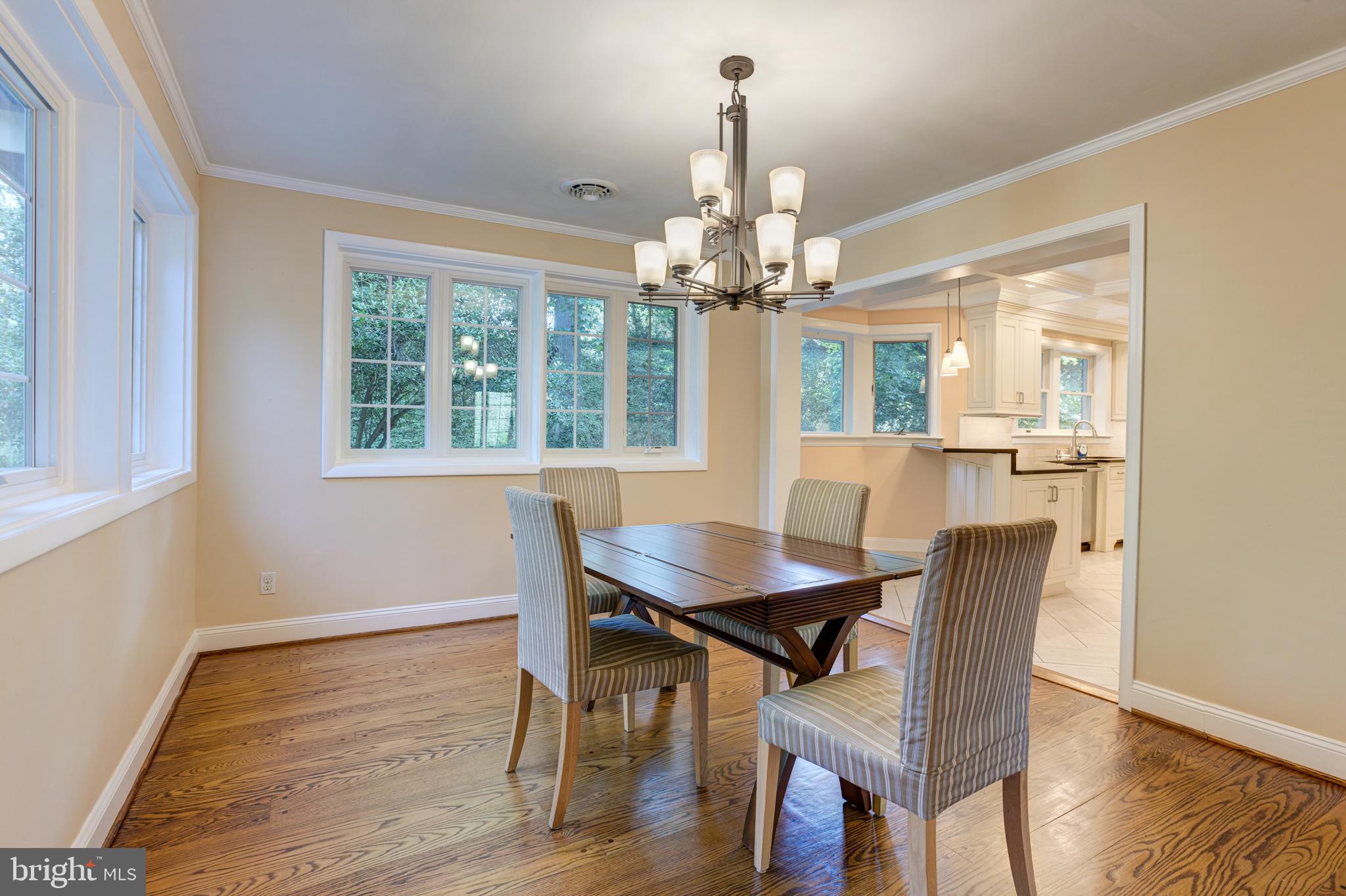 ROLAND PARK - Residential
