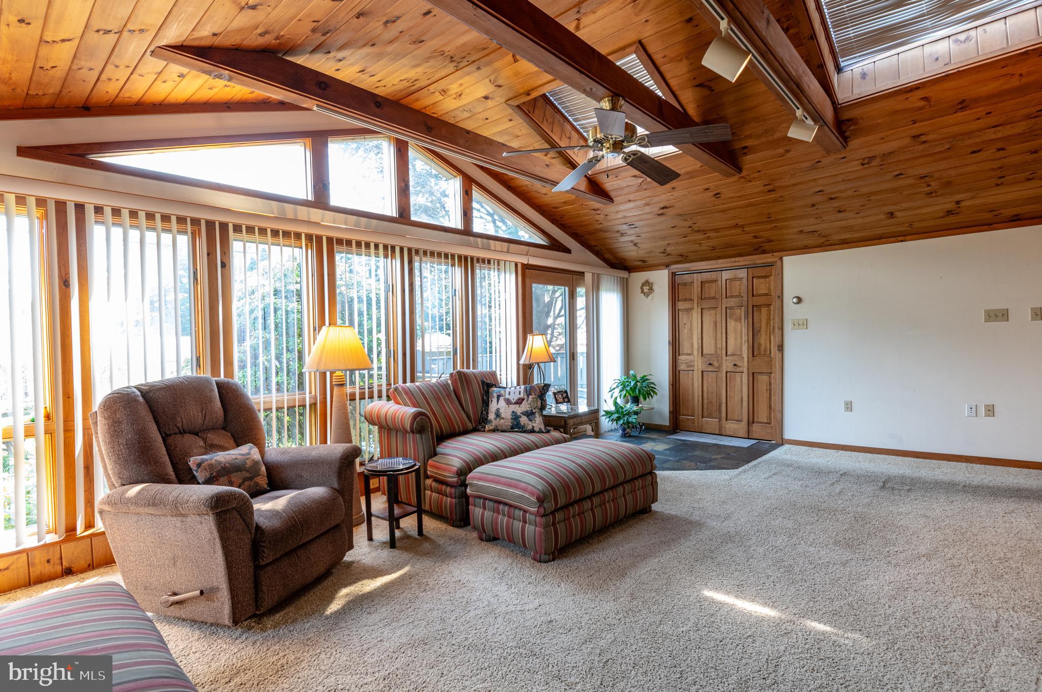 LINCOLN PARK - Residential