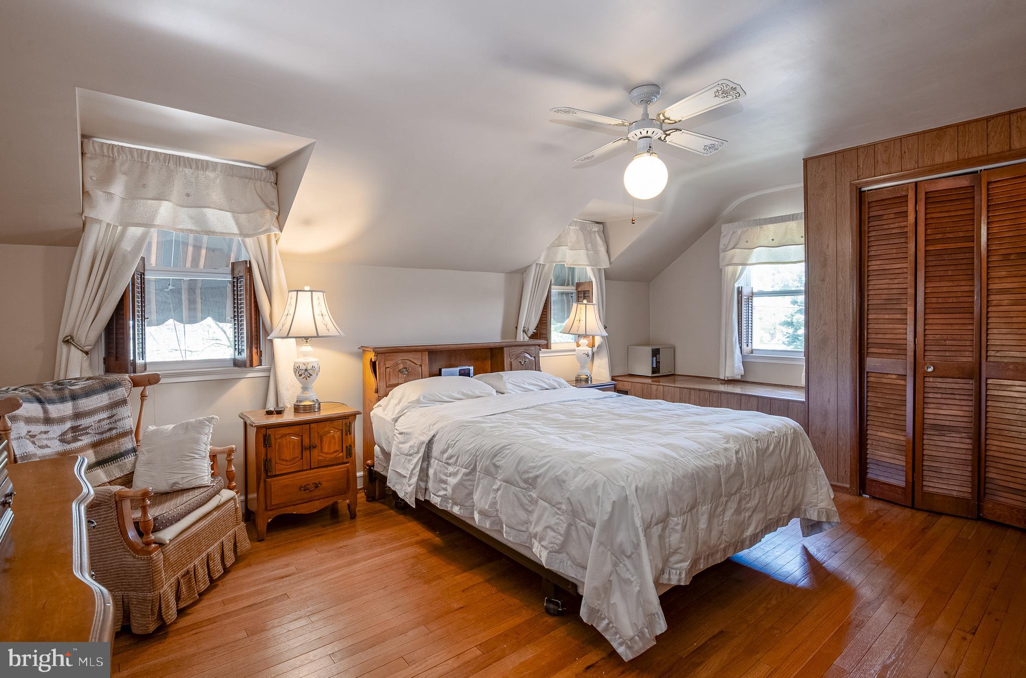 LINCOLN PARK - Residential