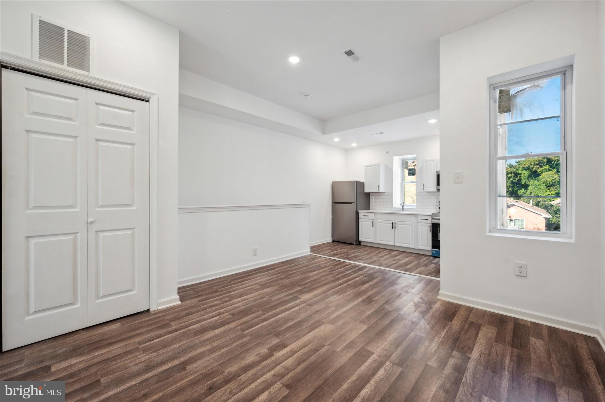 TEMPLE UNIVERSITY - Commercial Sale