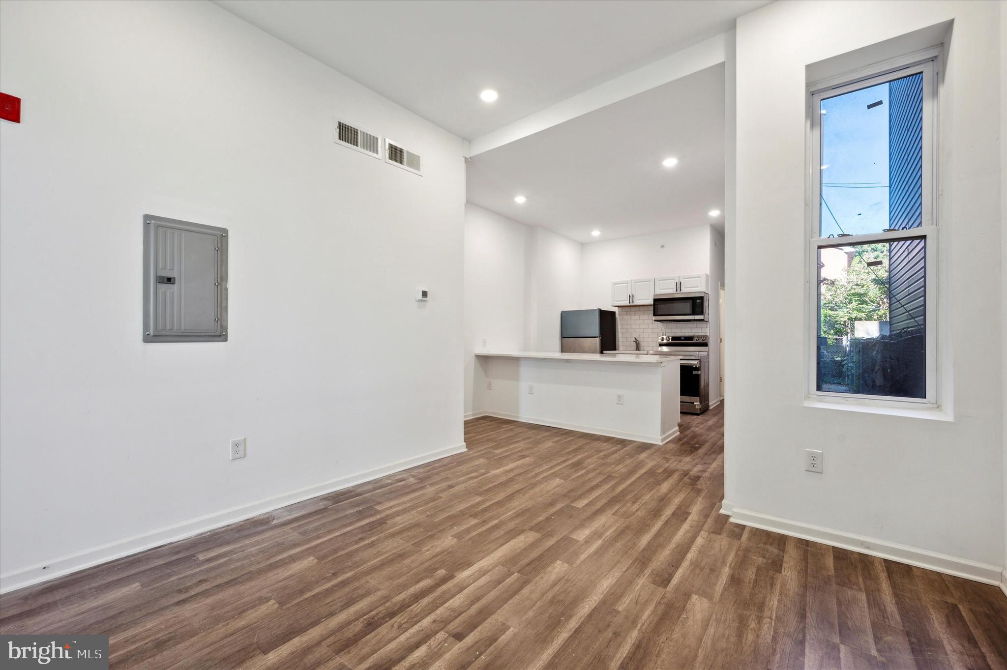 TEMPLE UNIVERSITY - Commercial Sale