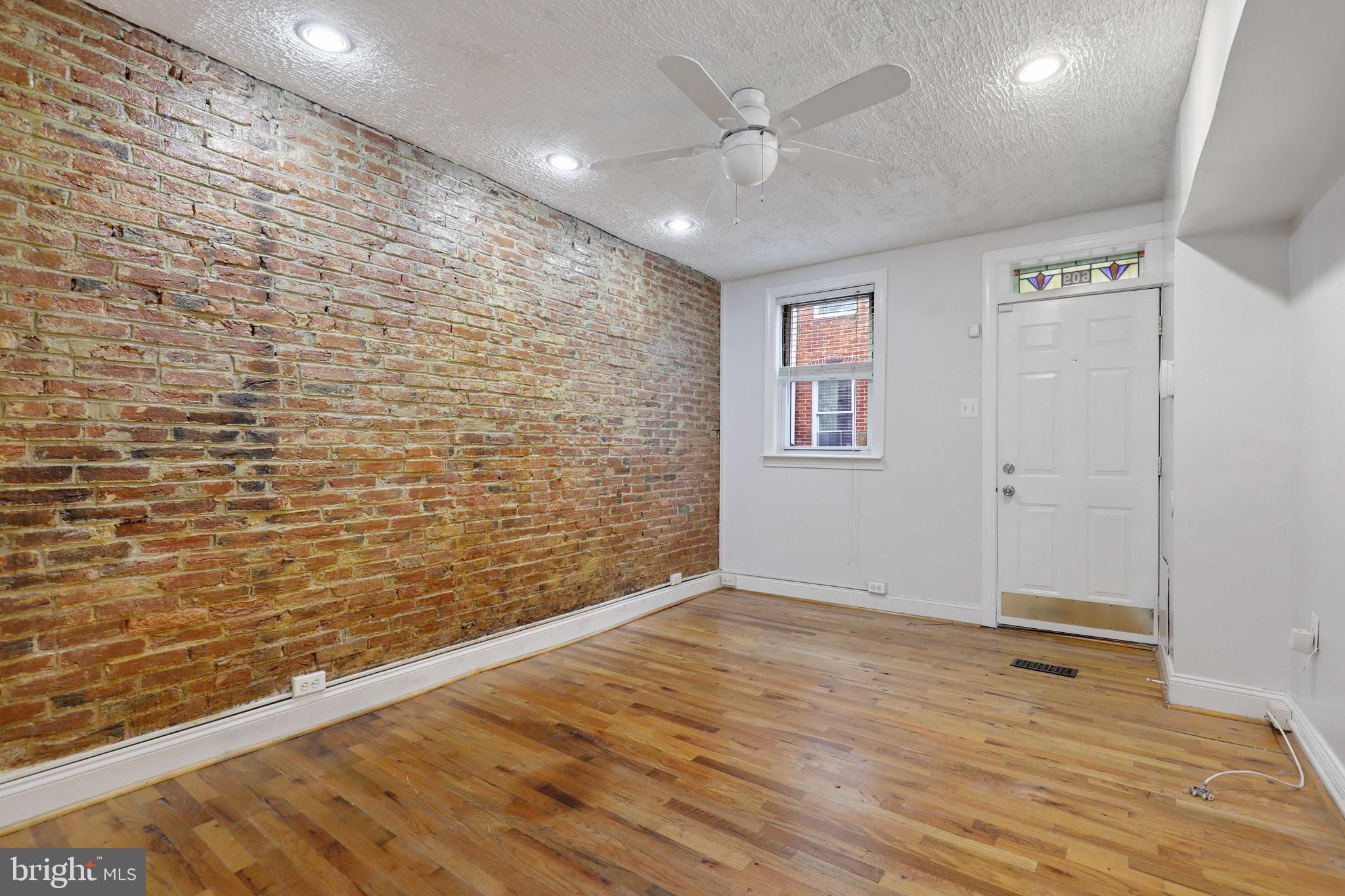 FELLS POINT HISTORIC DISTRICT - Residential Lease