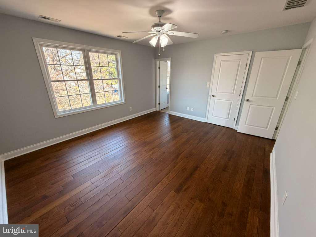 FAIRLAWN - Residential