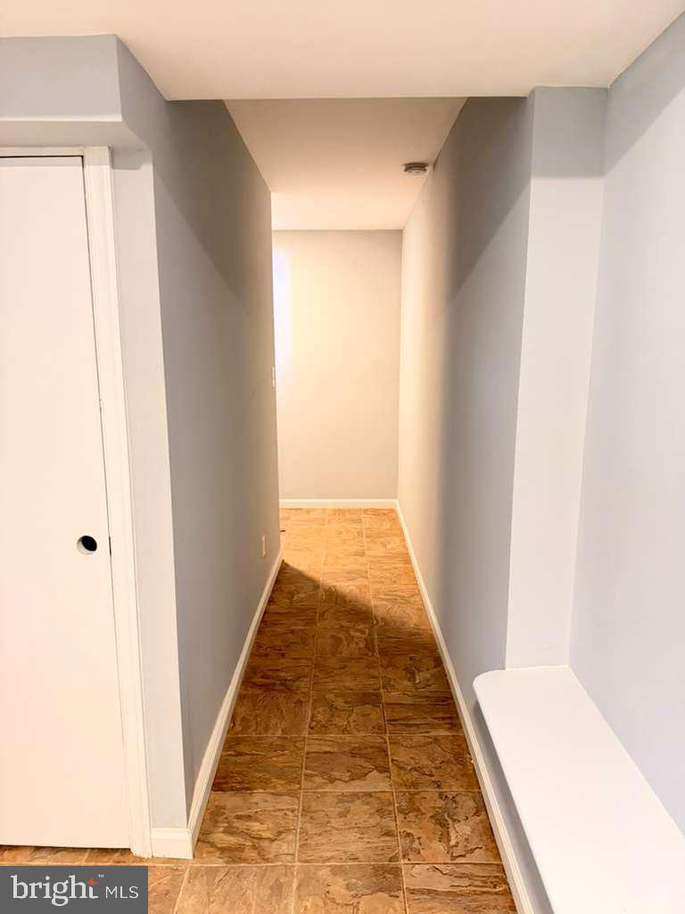 FAIRLAWN - Residential