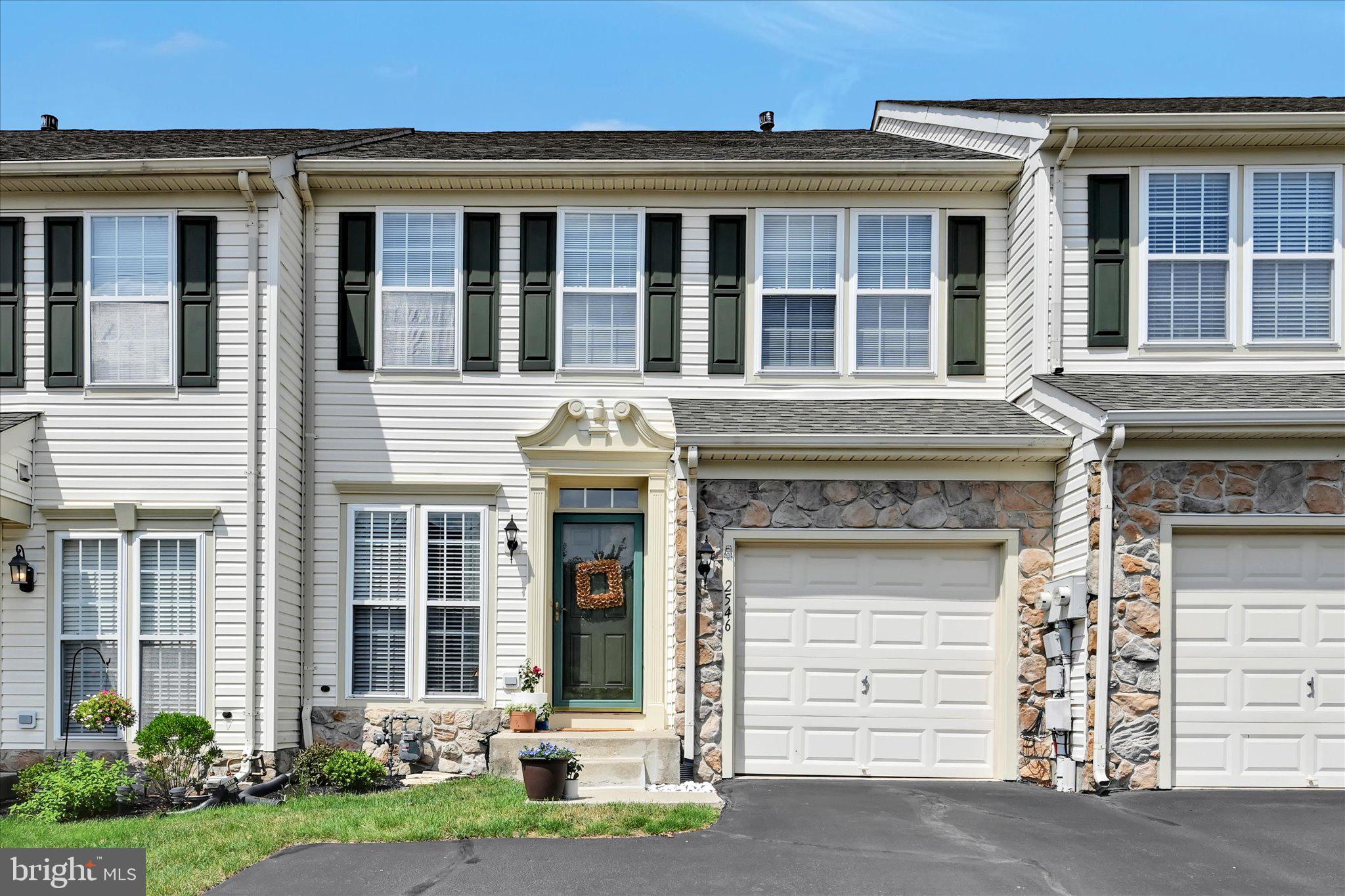ORCHARD HILL - Residential