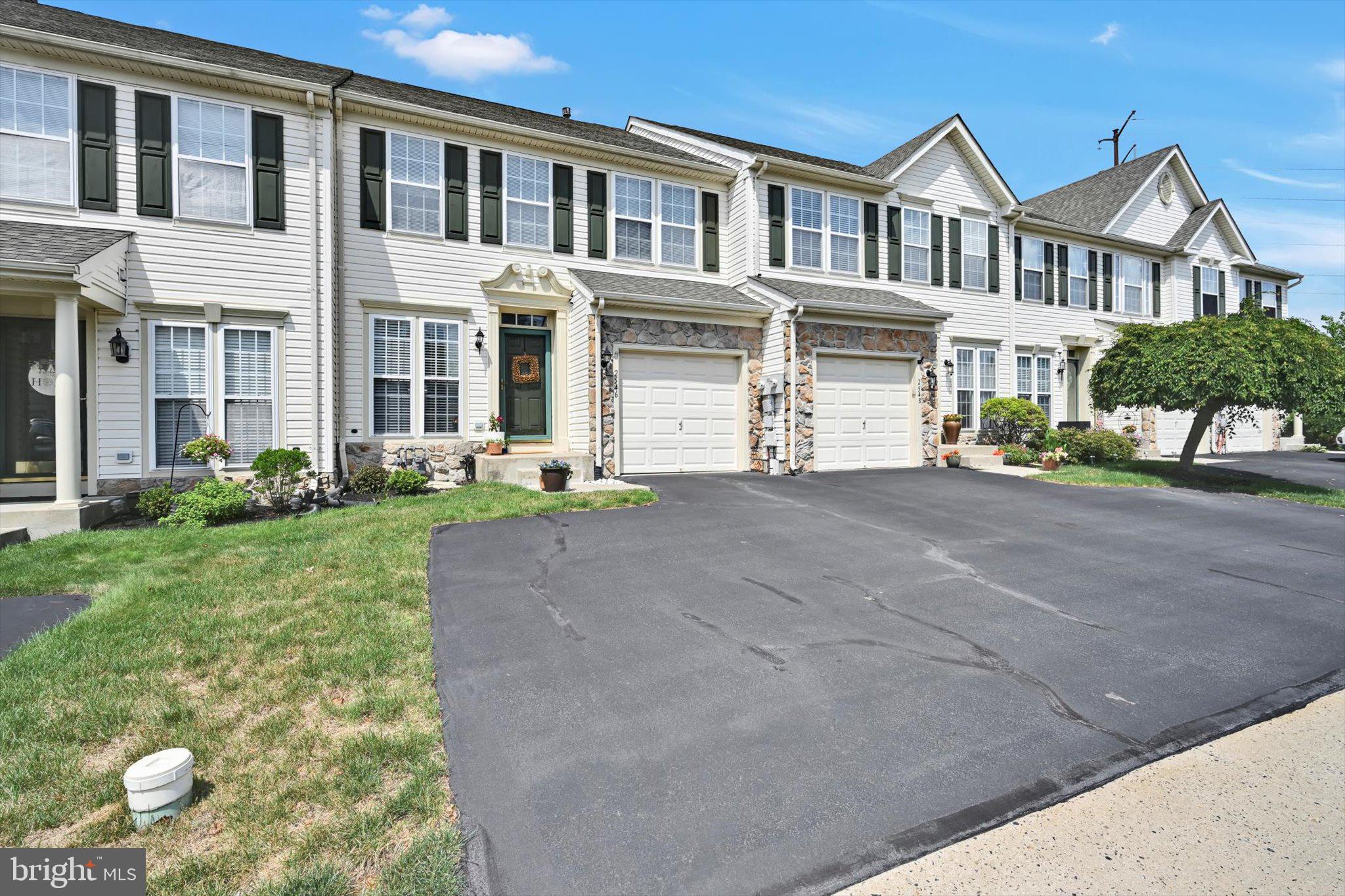 ORCHARD HILL - Residential