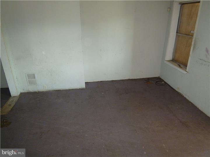 PHILADELPHIA (SOUTHWEST) - Residential