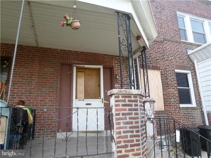 This is a 3 bedroom porch front property in need of some tlc. Downstairs you will find living room area, dining room, kitchen. Upstairs you will find 3 bedrooms and a bath. ***This Is An Assignment Transaction. ***** Cash or Hard Money Only. Buyer Must Use Assurance Abstract for title. All offers will be presented, $2,000 certified funds deposit and proof of funds will be required, as is addendum and buyer will be responsible for u/o. Seller is equitable owner