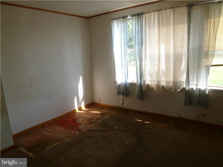 PHILADELPHIA (SOUTHWEST) - Residential