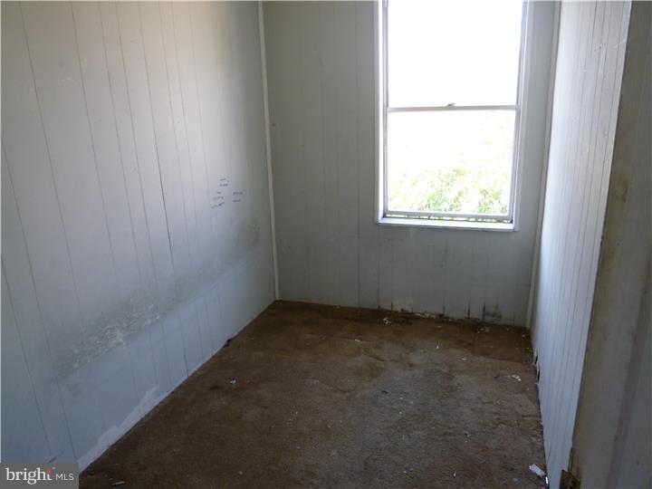 PHILADELPHIA (SOUTHWEST) - Residential