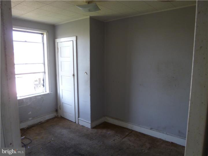 PHILADELPHIA (SOUTHWEST) - Residential