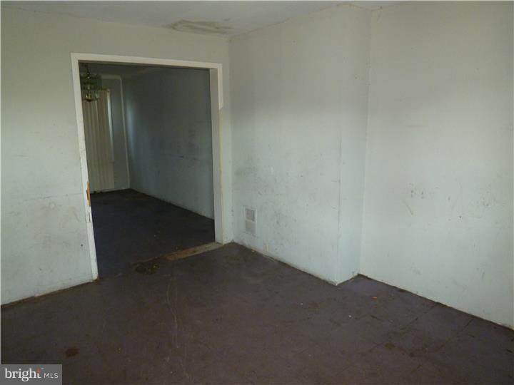 PHILADELPHIA (SOUTHWEST) - Residential