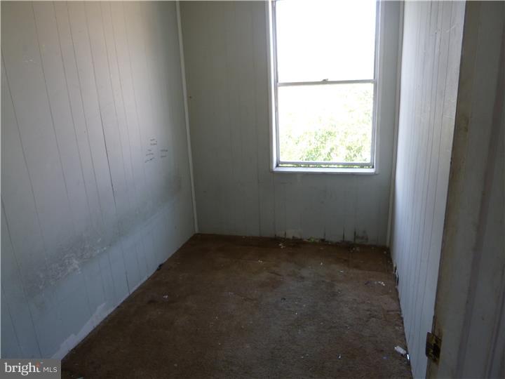 PHILADELPHIA (SOUTHWEST) - Residential