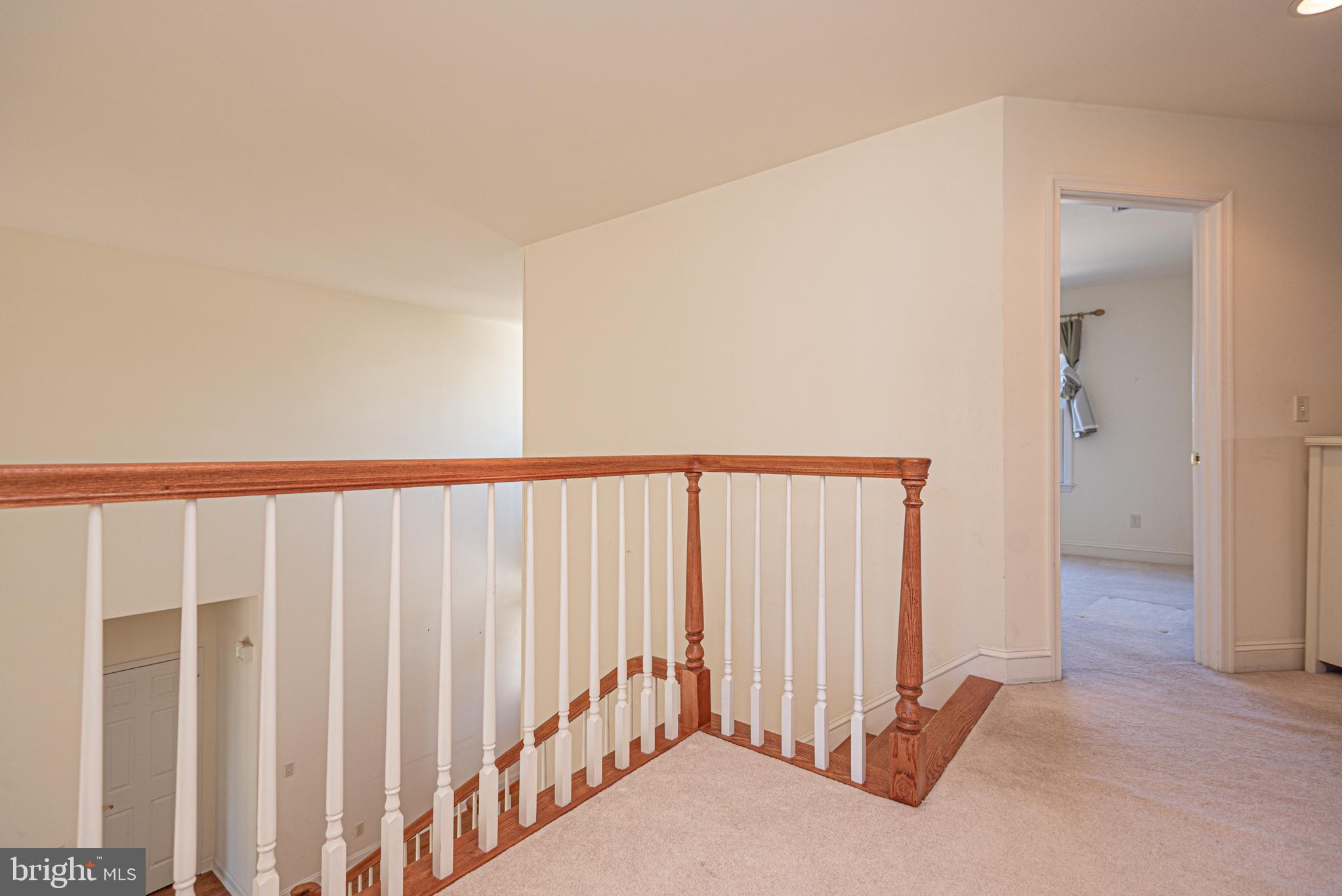 SLEEPY HOLLOW - Residential