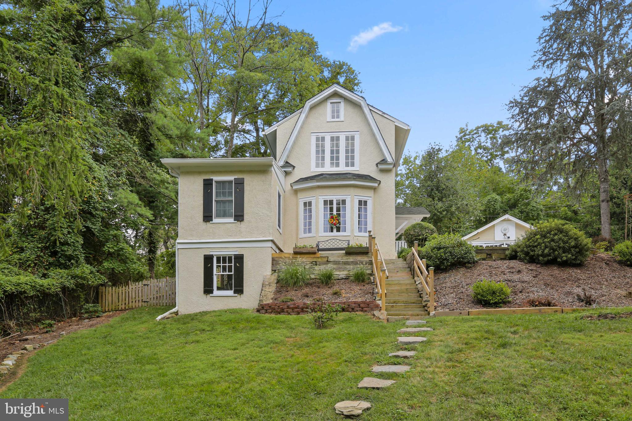 MOUNT WASHINGTON - Residential