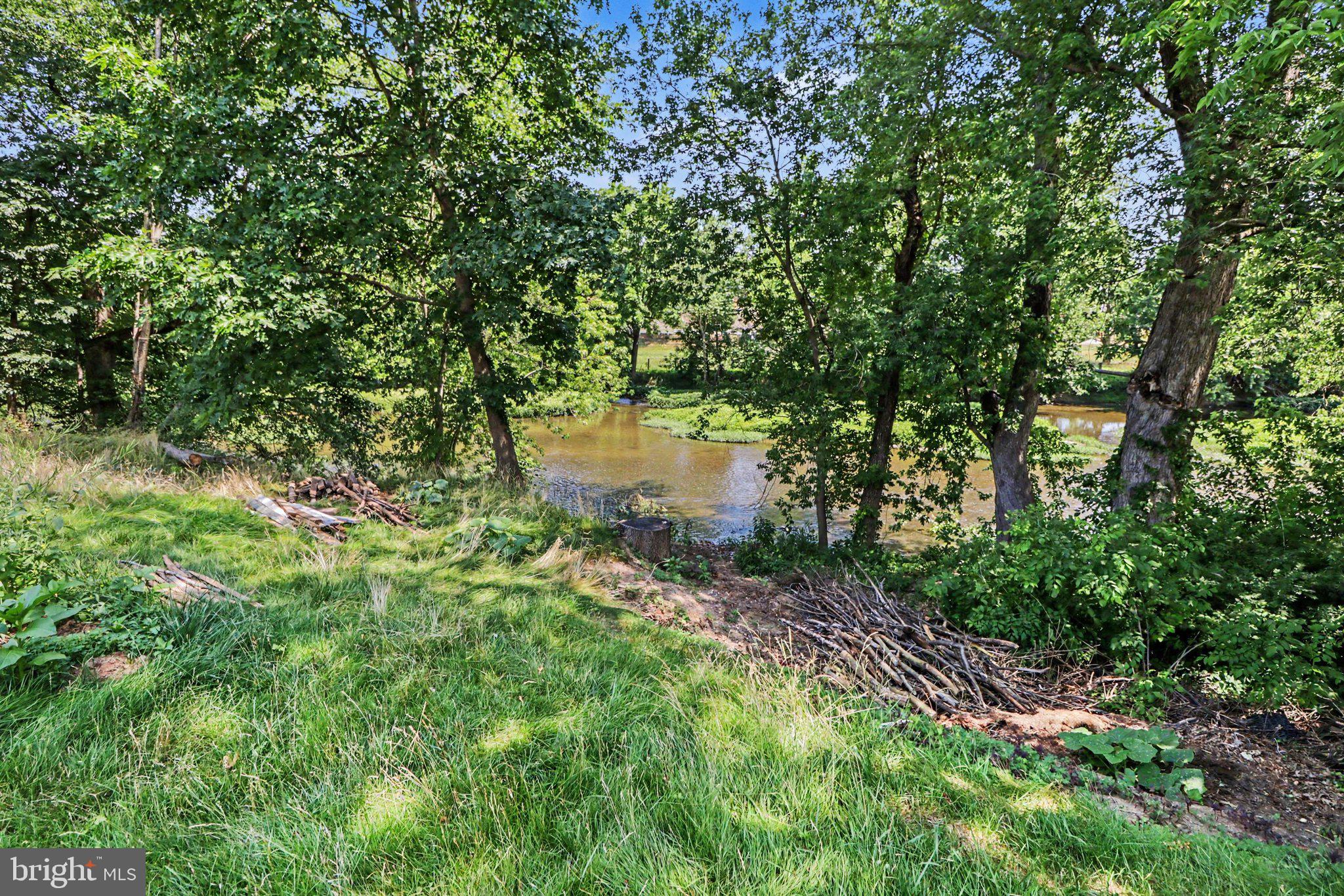 CREEKVIEW HEIGHTS - Residential