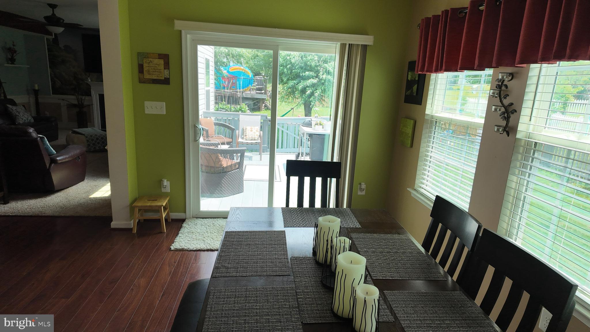 LOVETTSVILLE TOWN CENTER - Residential