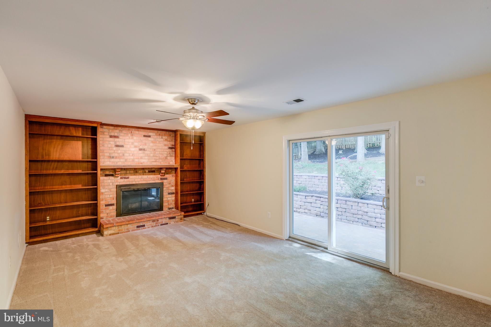 COUNTRY CLUB/LAKE MONTCLAIR - Residential