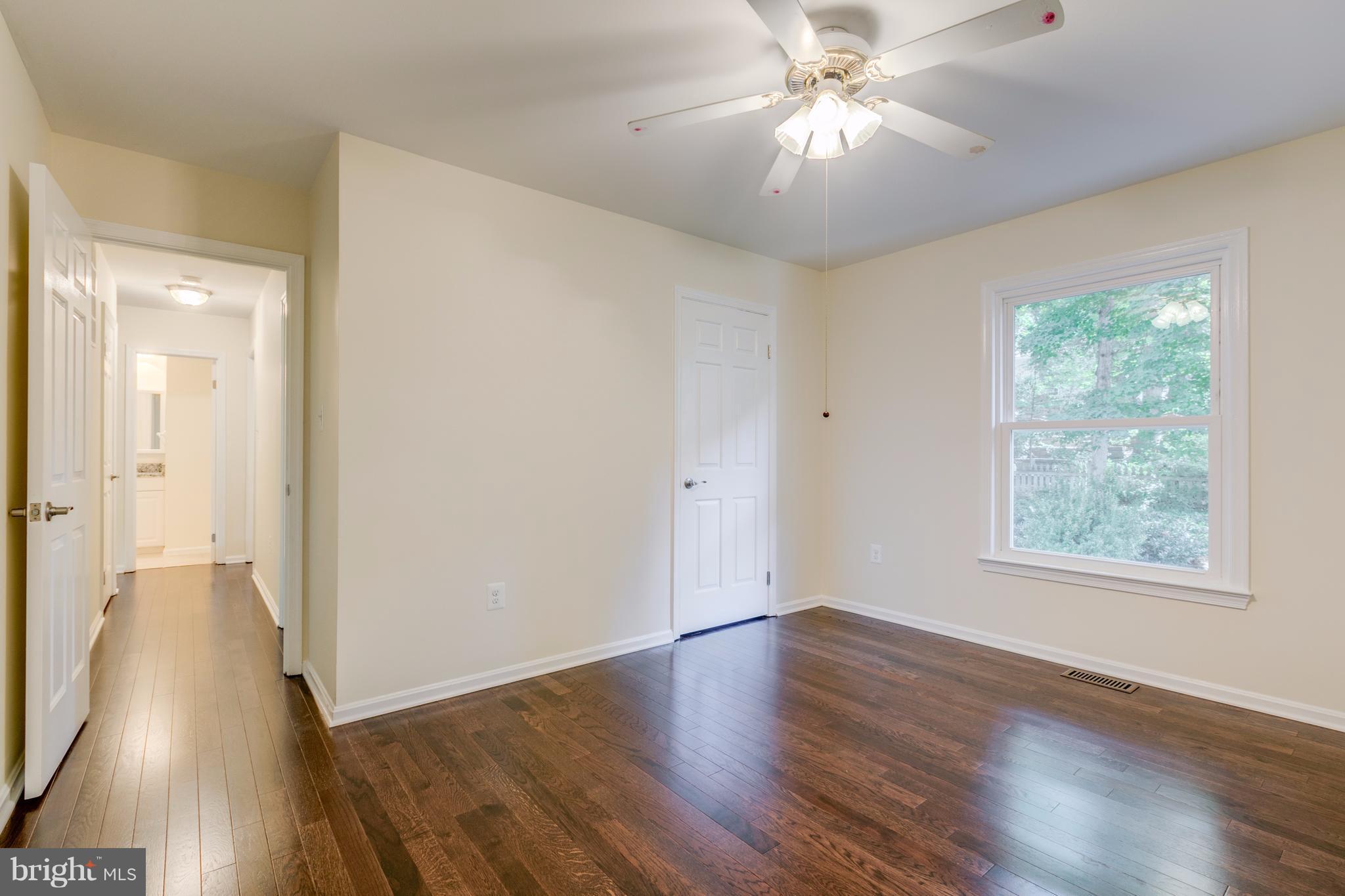 COUNTRY CLUB/LAKE MONTCLAIR - Residential