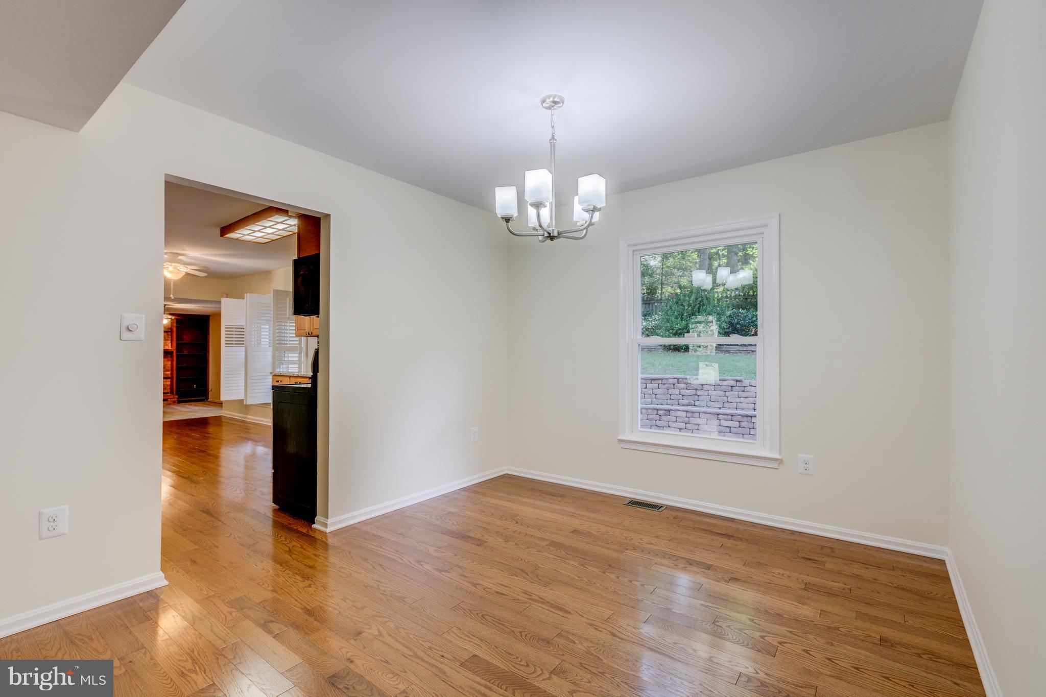 COUNTRY CLUB/LAKE MONTCLAIR - Residential