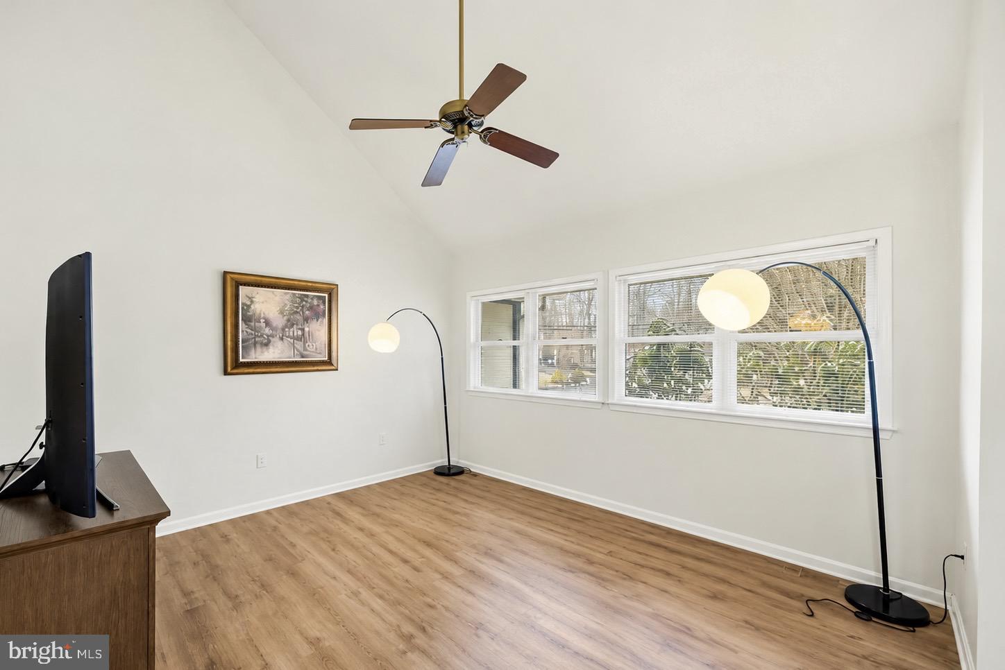 OYSTER HARBOR - Residential