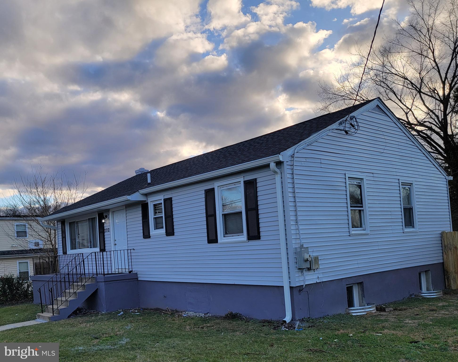 You are in luck.  Rates just dropped and this updated home is ready to go for the new year.  Four legit bedrooms plus more.  New ktichen and baths.  A great yard! Corner lot.  Final touches being done now!
This one will not last!!
