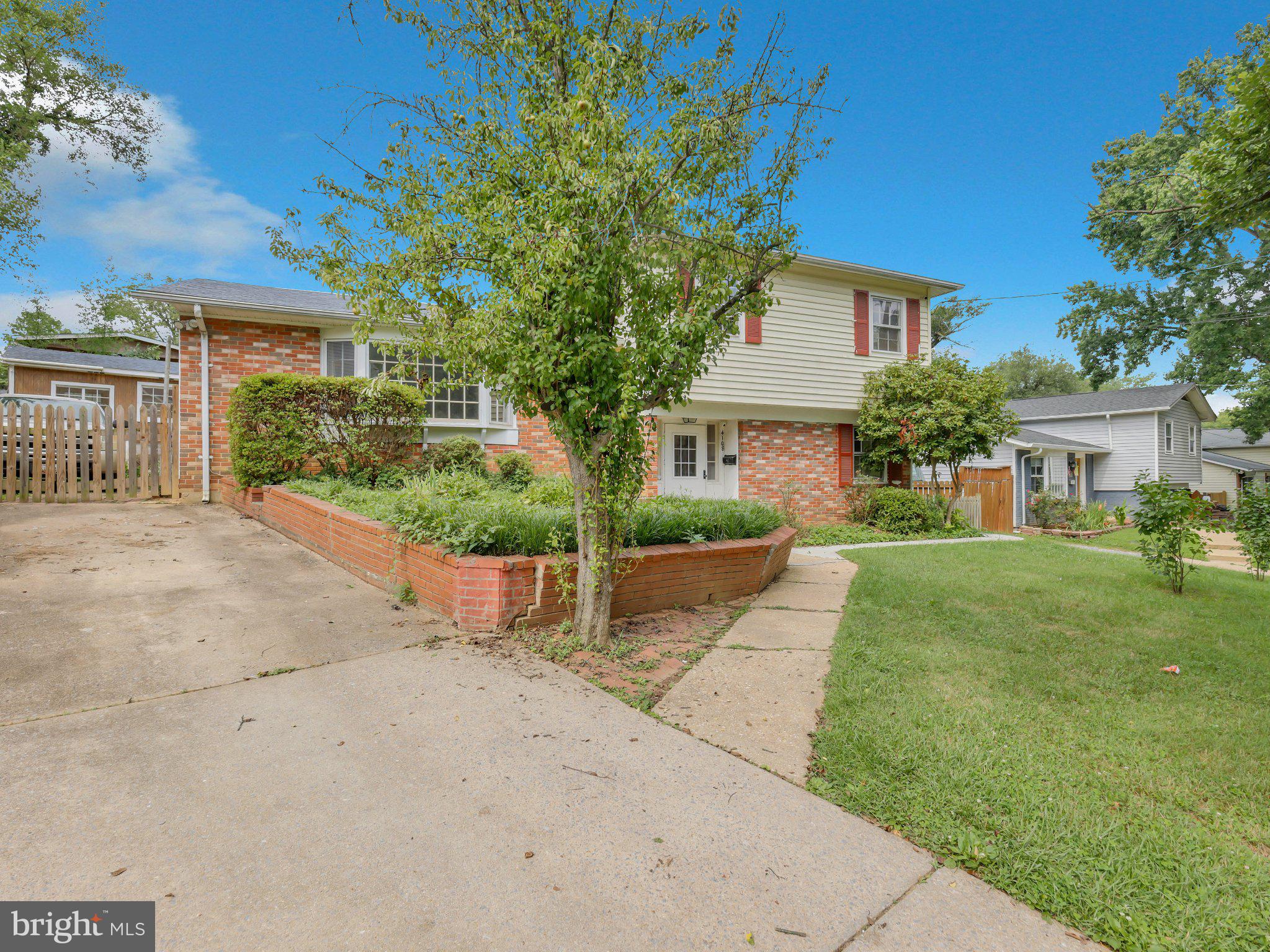 STONEYBROOK ESTATES - Residential