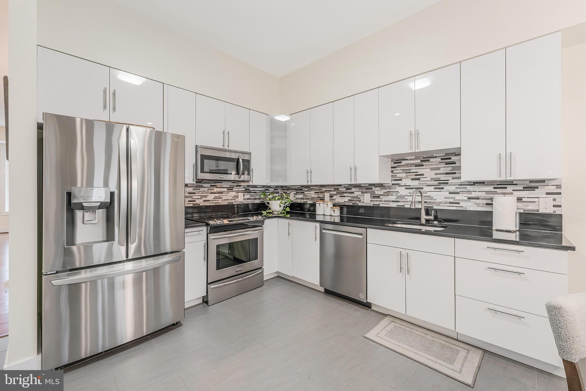 WILDWOOD HILLS - Residential