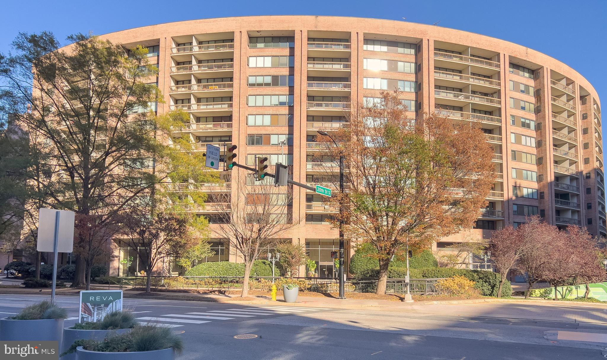 CRYSTAL PARK - Residential