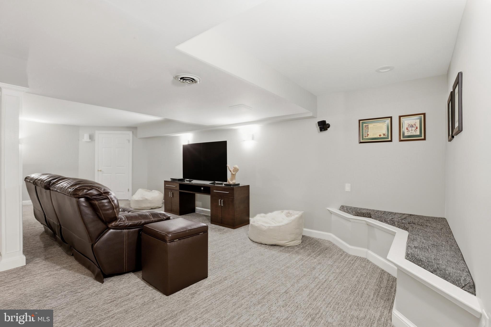 WATERFORD - Residential