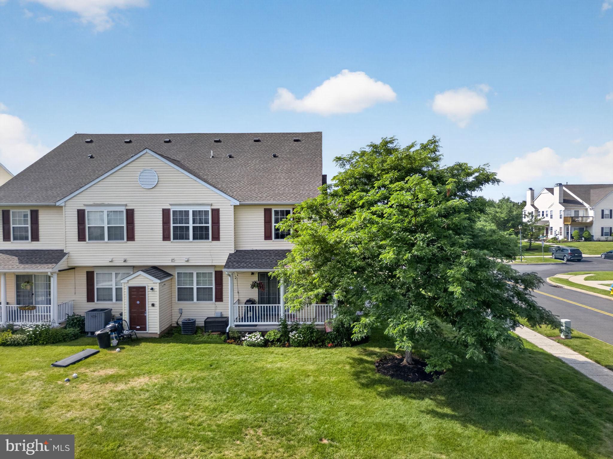 WALNUT BANK FARMS - Residential