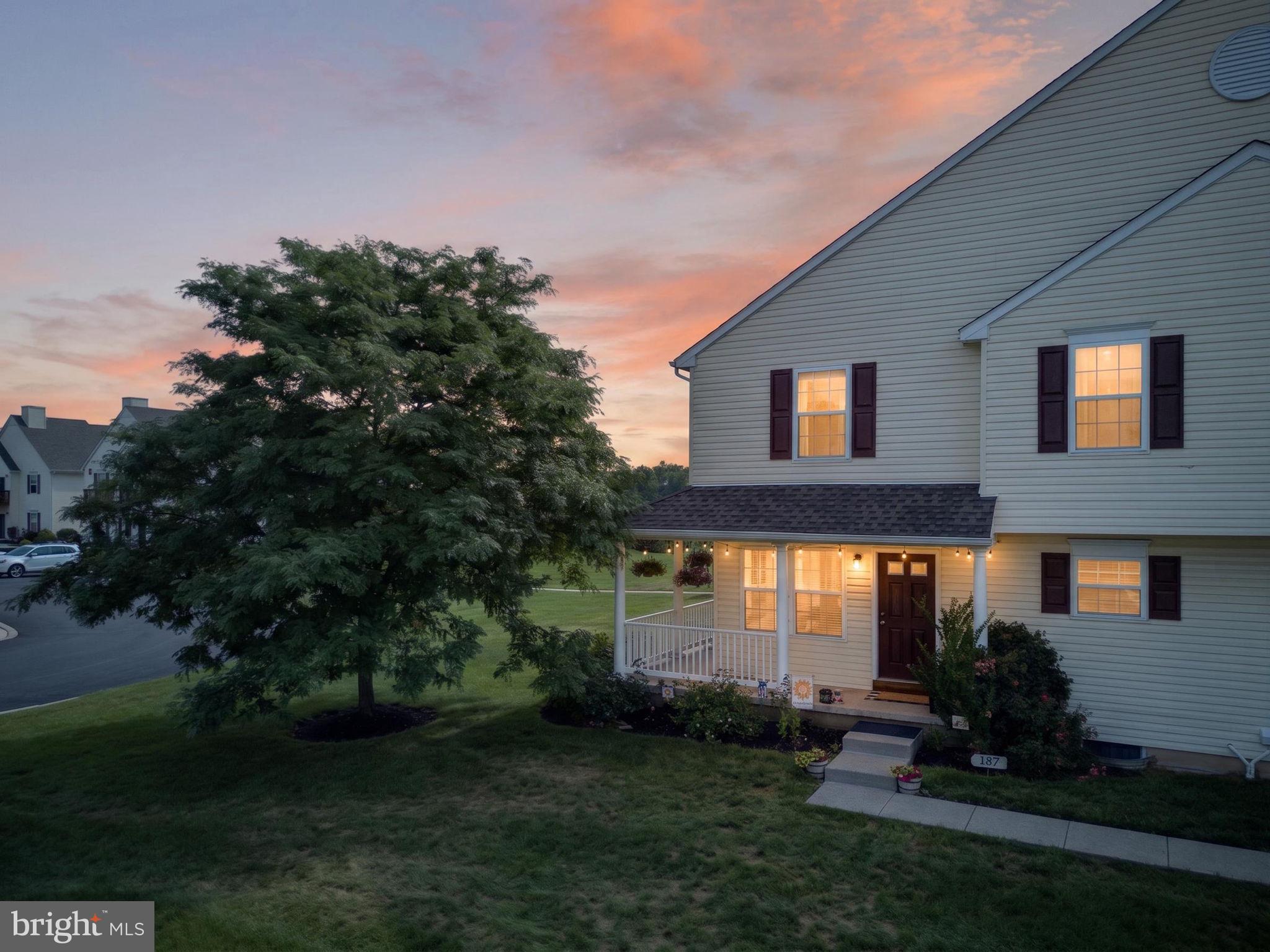 WALNUT BANK FARMS - Residential