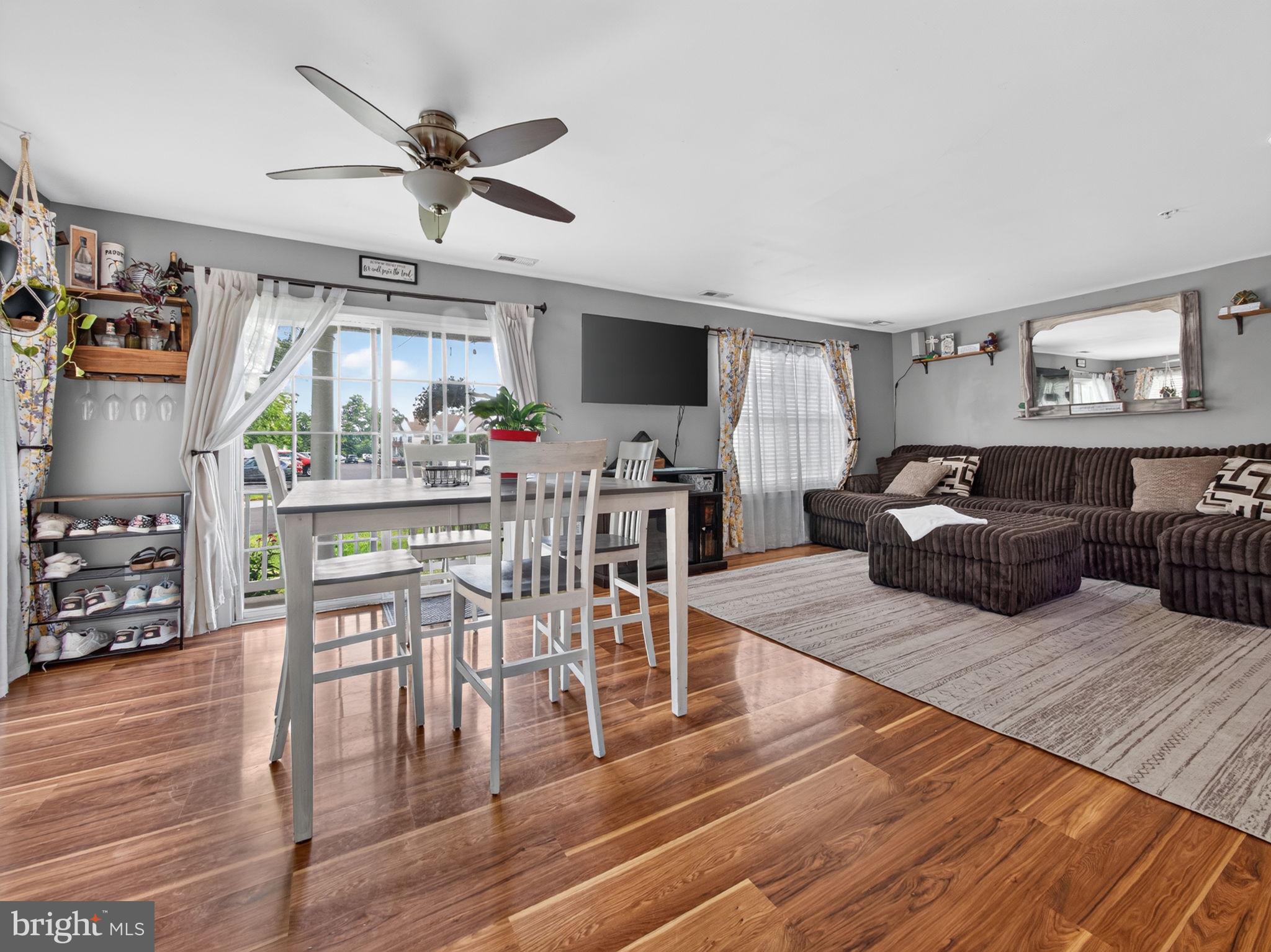 WALNUT BANK FARMS - Residential