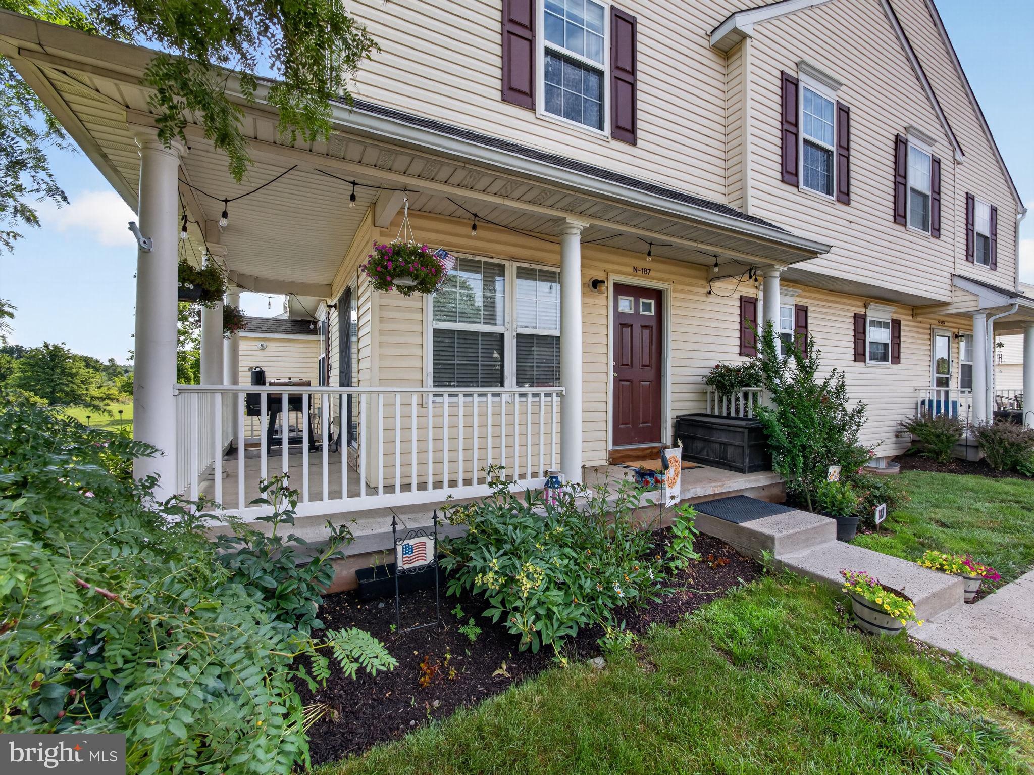 WALNUT BANK FARMS - Residential