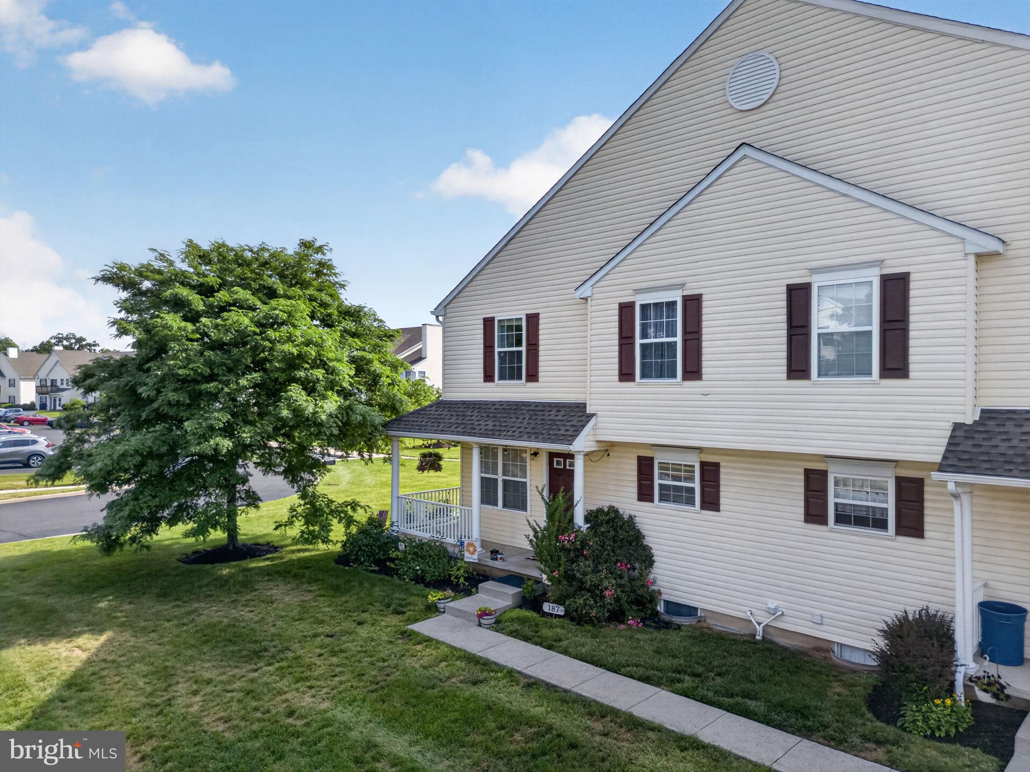 WALNUT BANK FARMS - Residential
