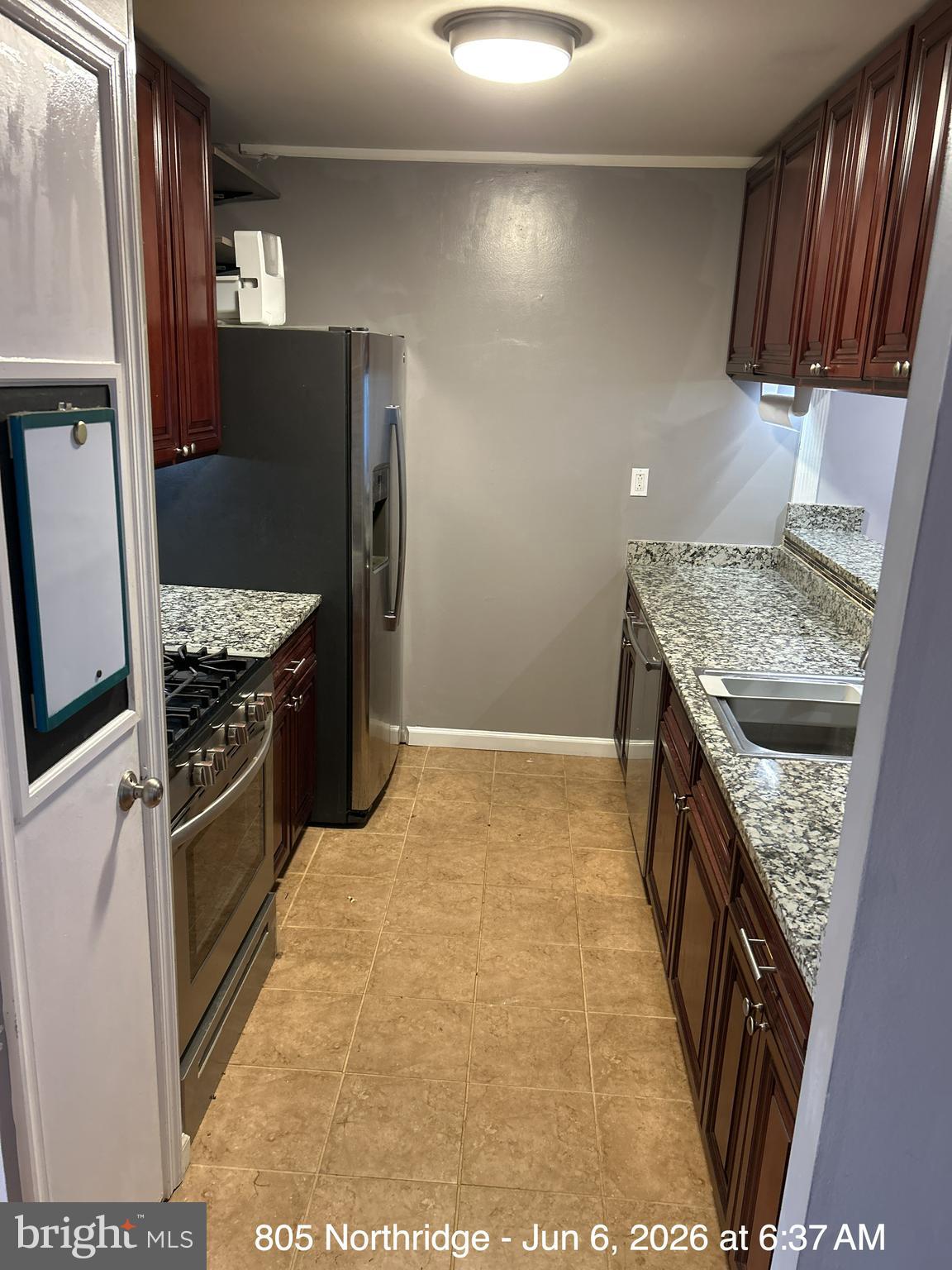 NORTHRIDGE ESTATES - Residential