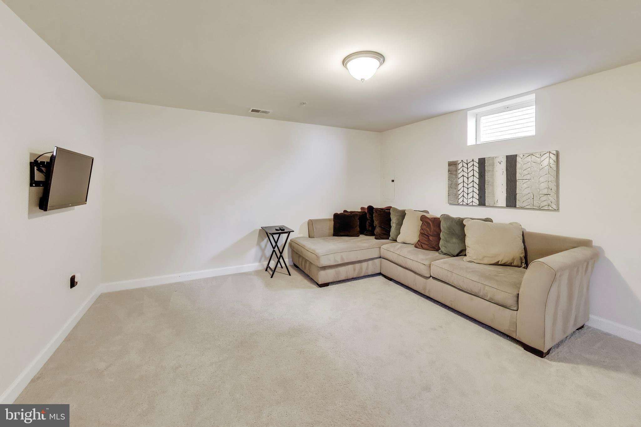 CLOVER RIDGE - Residential