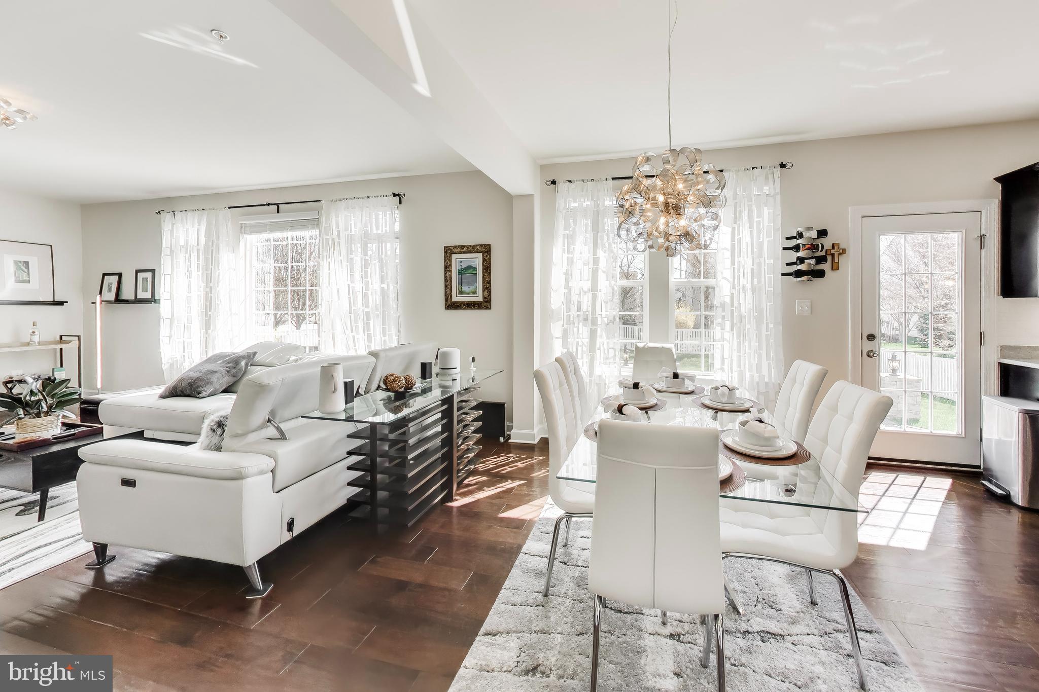 CLOVER RIDGE - Residential