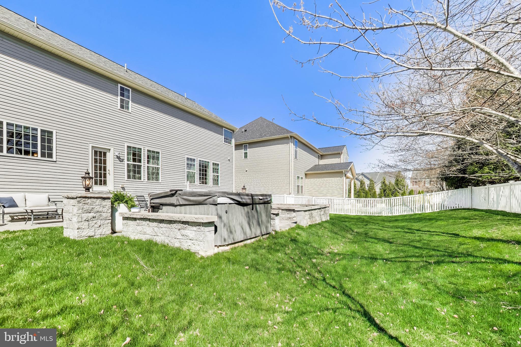 CLOVER RIDGE - Residential