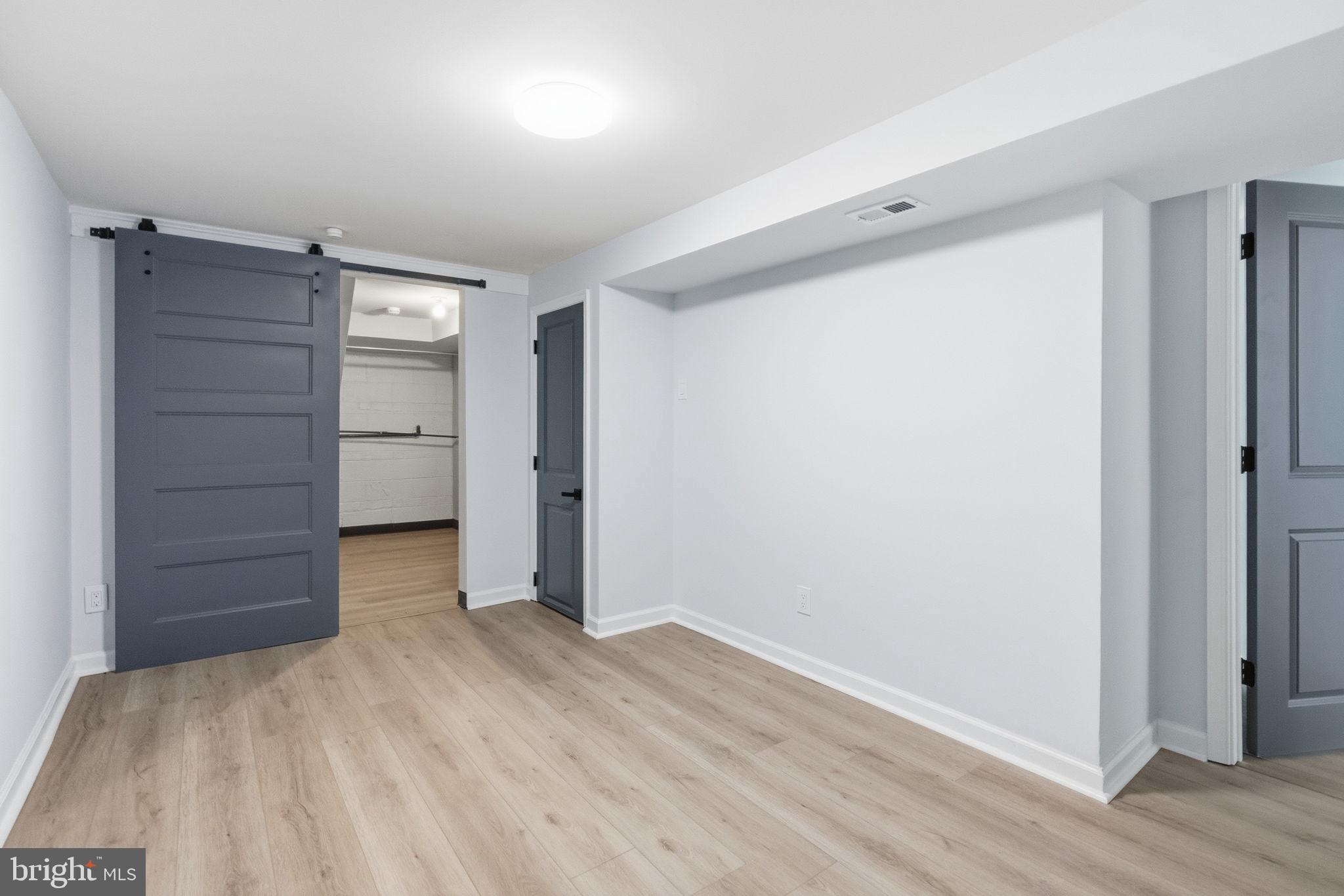 MILLBROOK - Residential