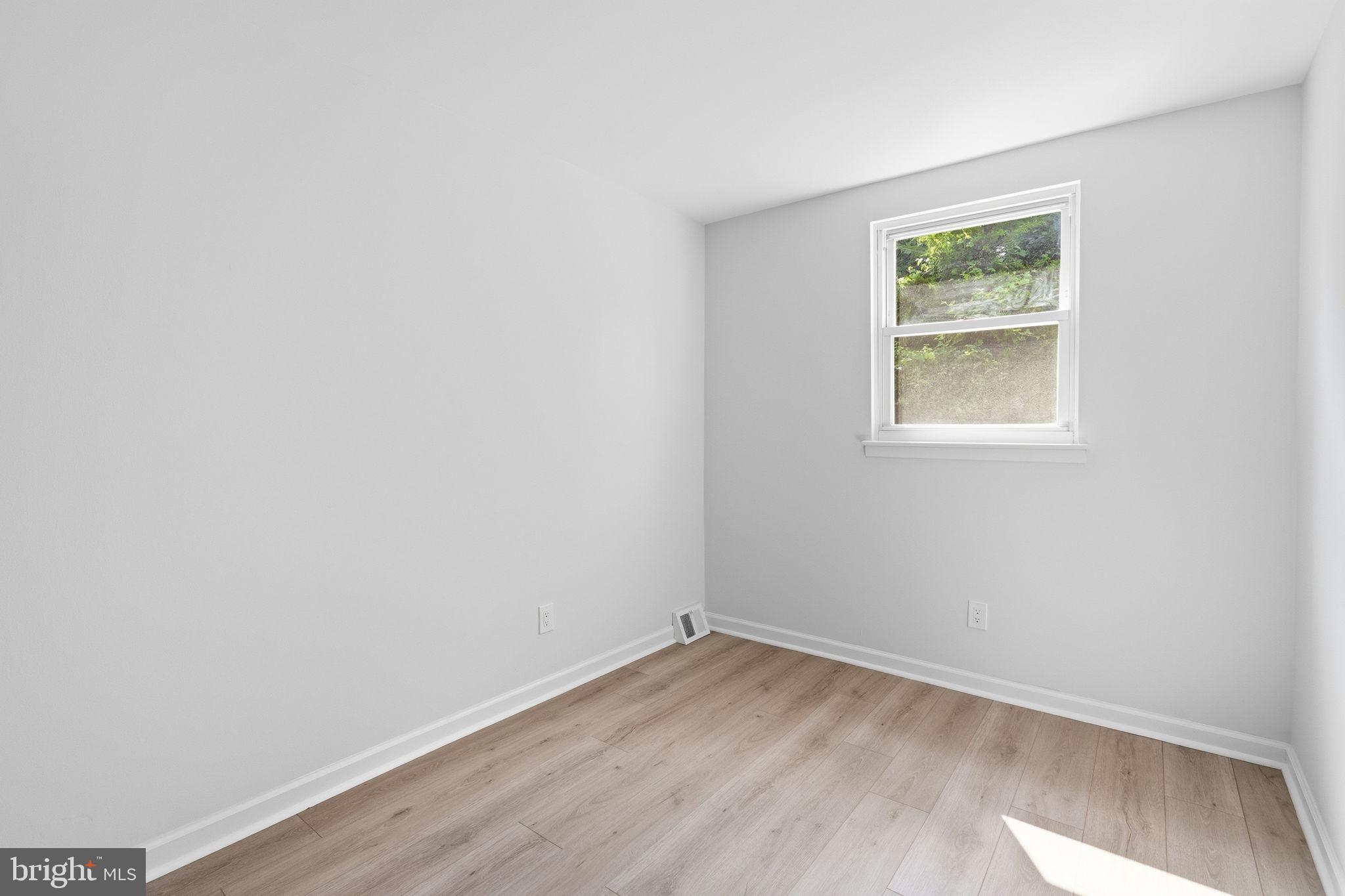 MILLBROOK - Residential