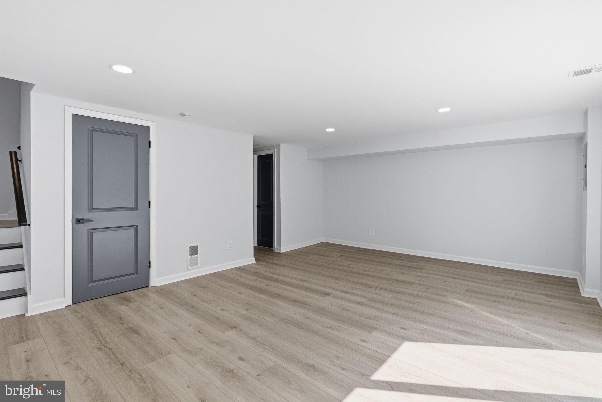 MILLBROOK - Residential