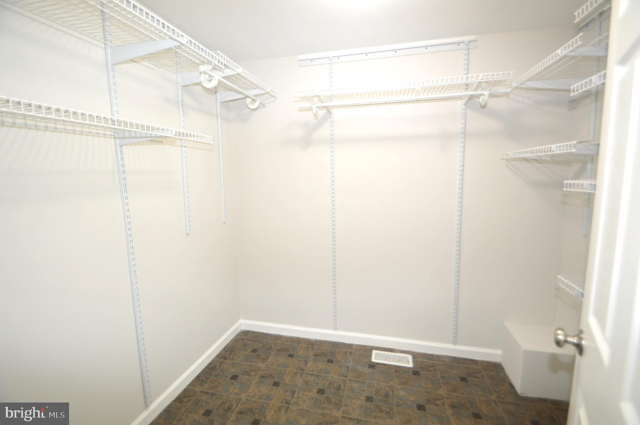 GREENBRIAR - Residential Lease