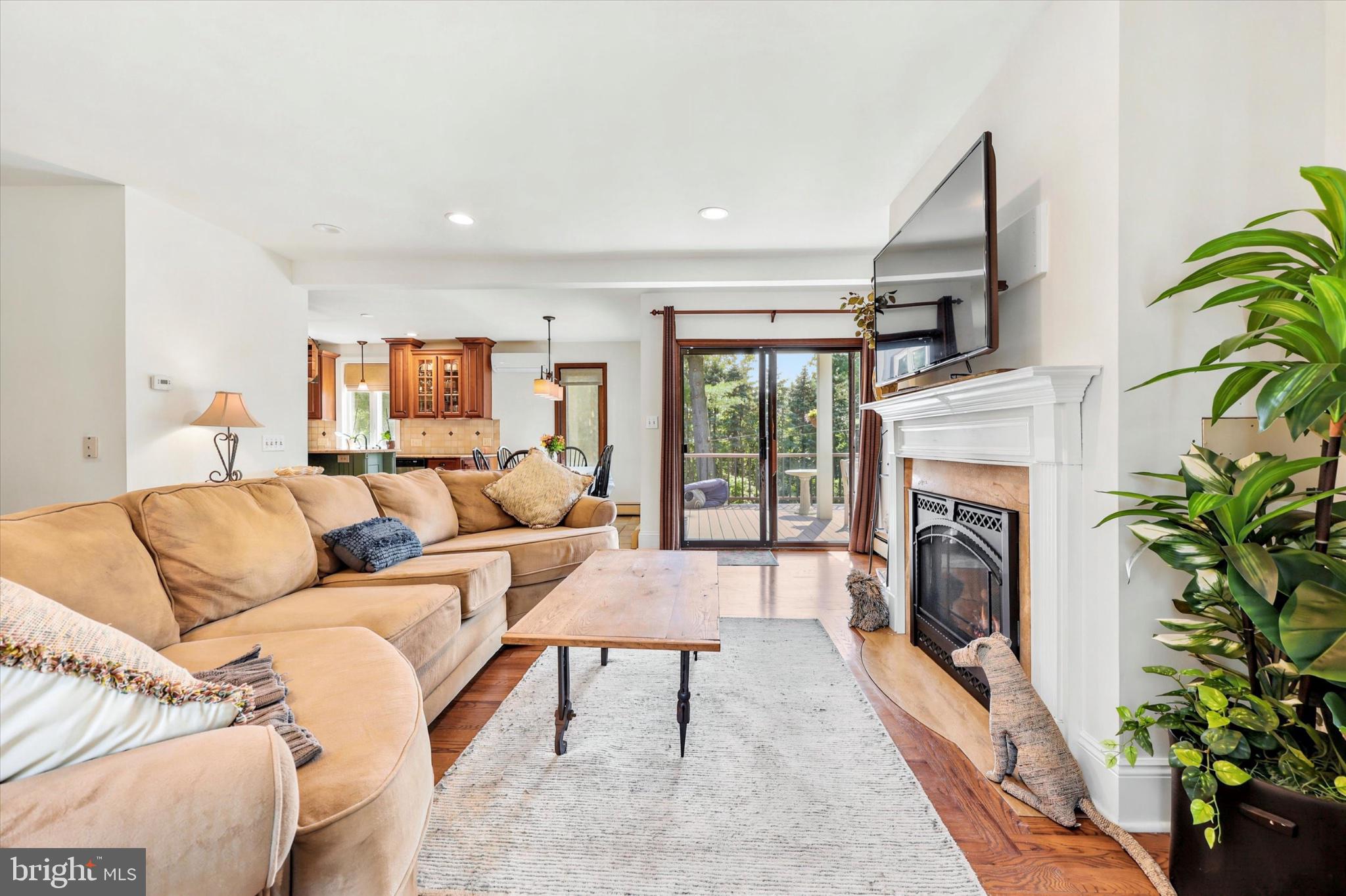 JARRETT CROSSING - Residential