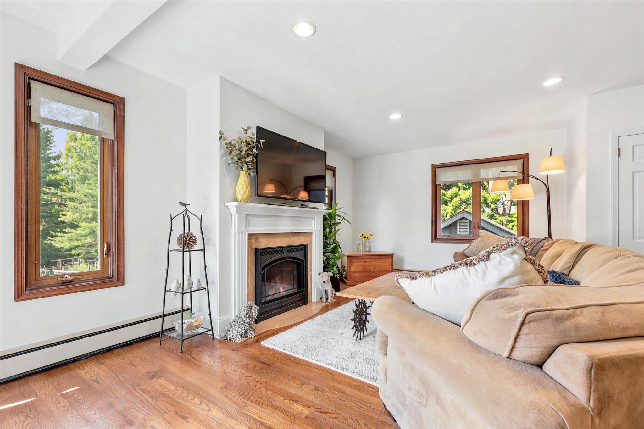 JARRETT CROSSING - Residential