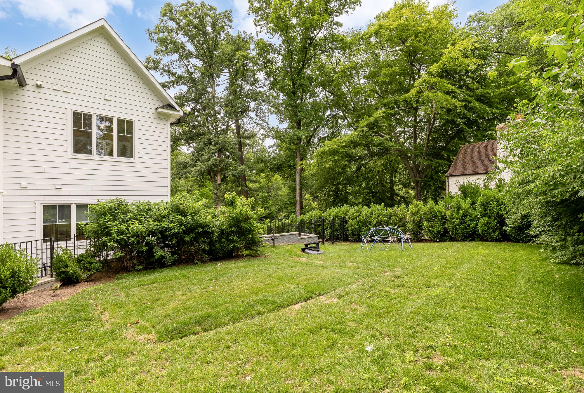 SLIGO PARK HILLS - Residential